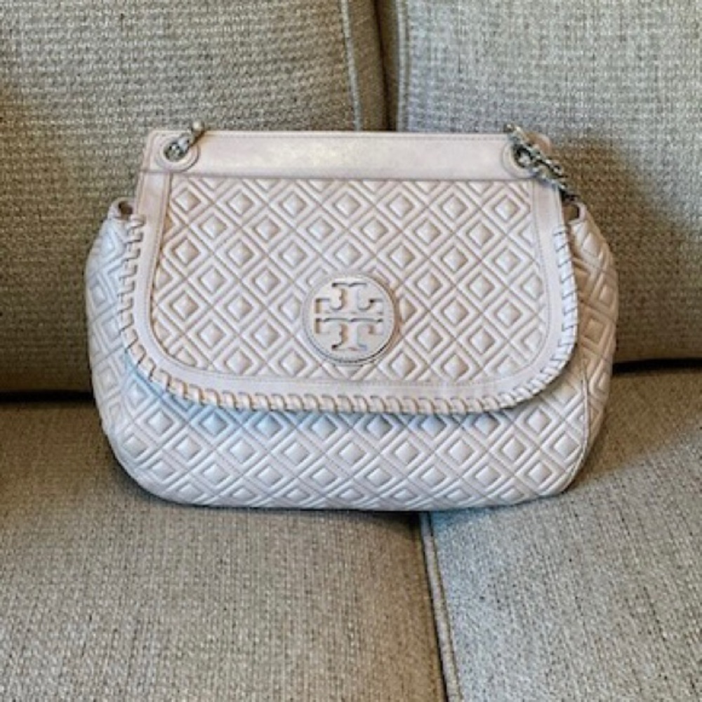 Tory Burch leather quilted shoulder bag in light pink